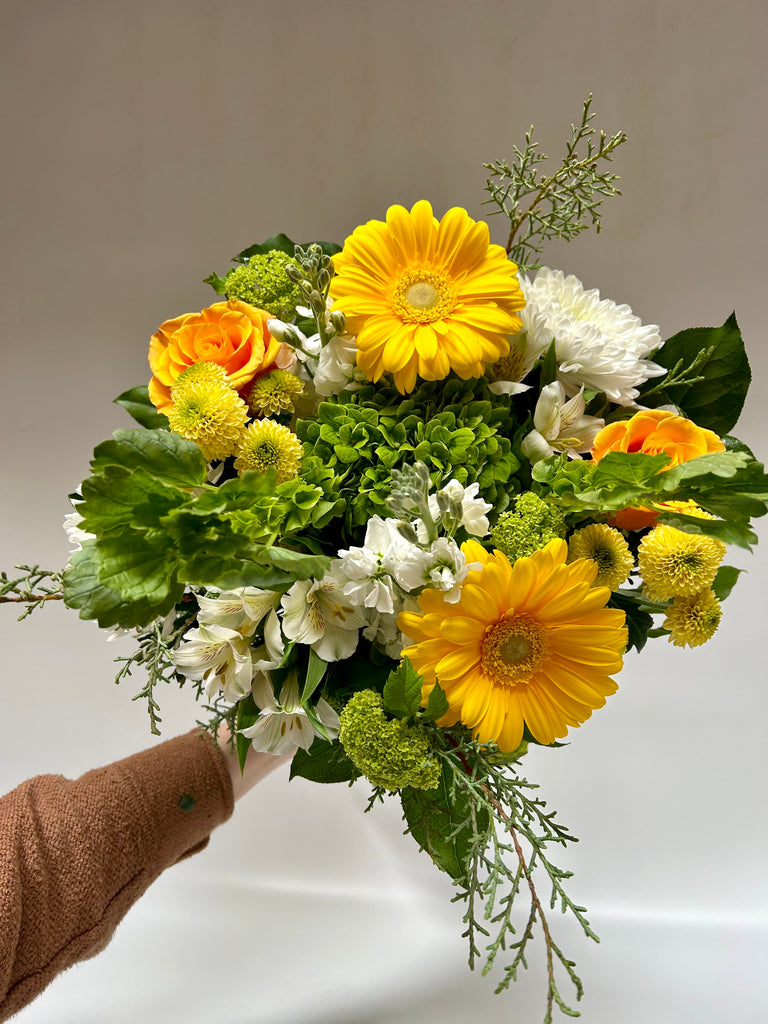 It's Always Sunny HandTie HandTied Bouquet Bills House of Flowers